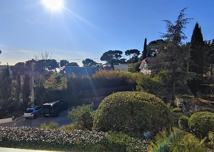 Sanary - T2Bis Sur Terrasse